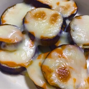 簡単！なすのオーロラチーズ焼き